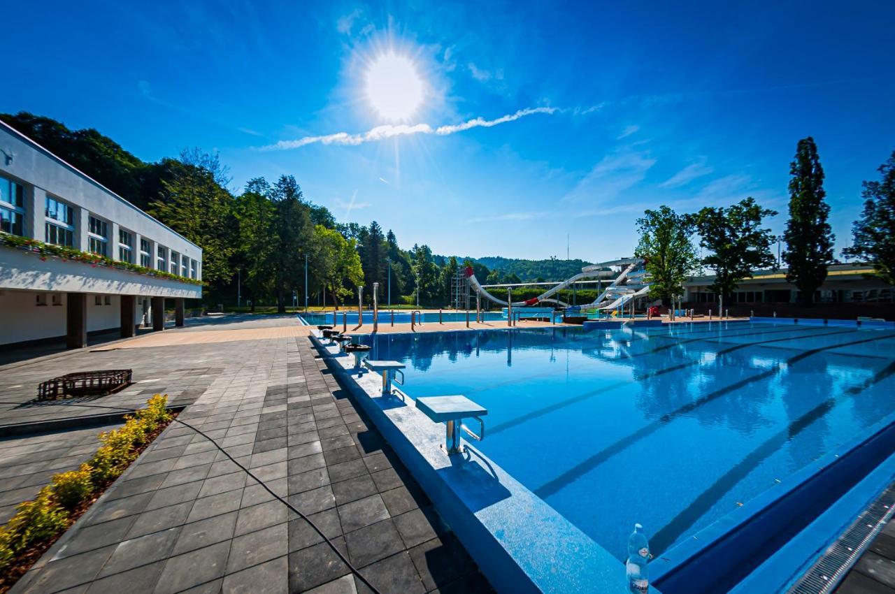 Apartament Na Urlop - Centrum - Przy Amfiteatrze - 500M Do Basenow Wisła Kültér fotó