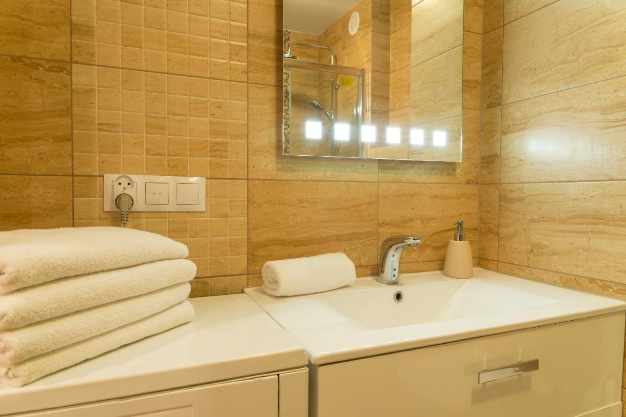 Apartament Na Urlop - Centrum - Przy Amfiteatrze - 500M Do Basenow Wisła Kültér fotó